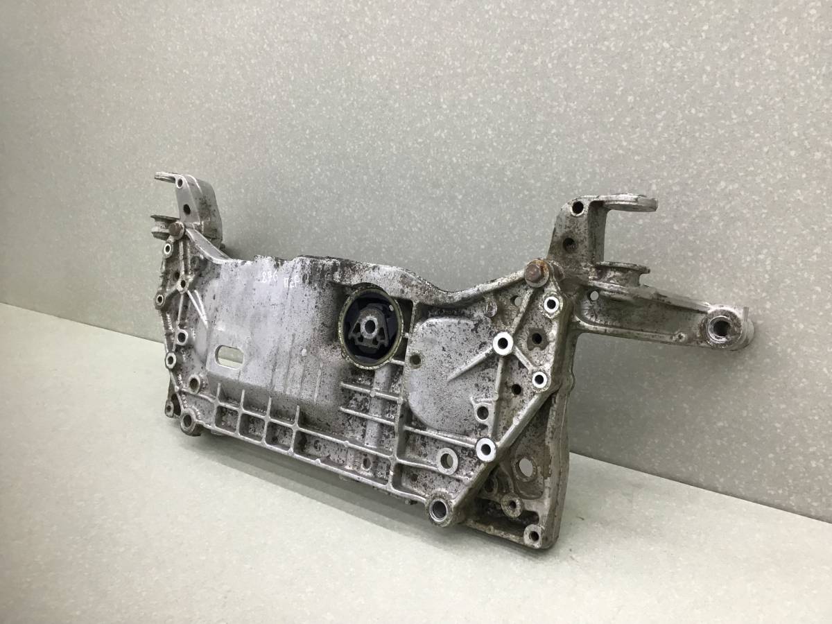 Балка под ДВС Skoda Octavia A5 (1Z5) 2004-2013 Балка под ДВС Skoda Octavia A5 (1Z5) 2004-2013
