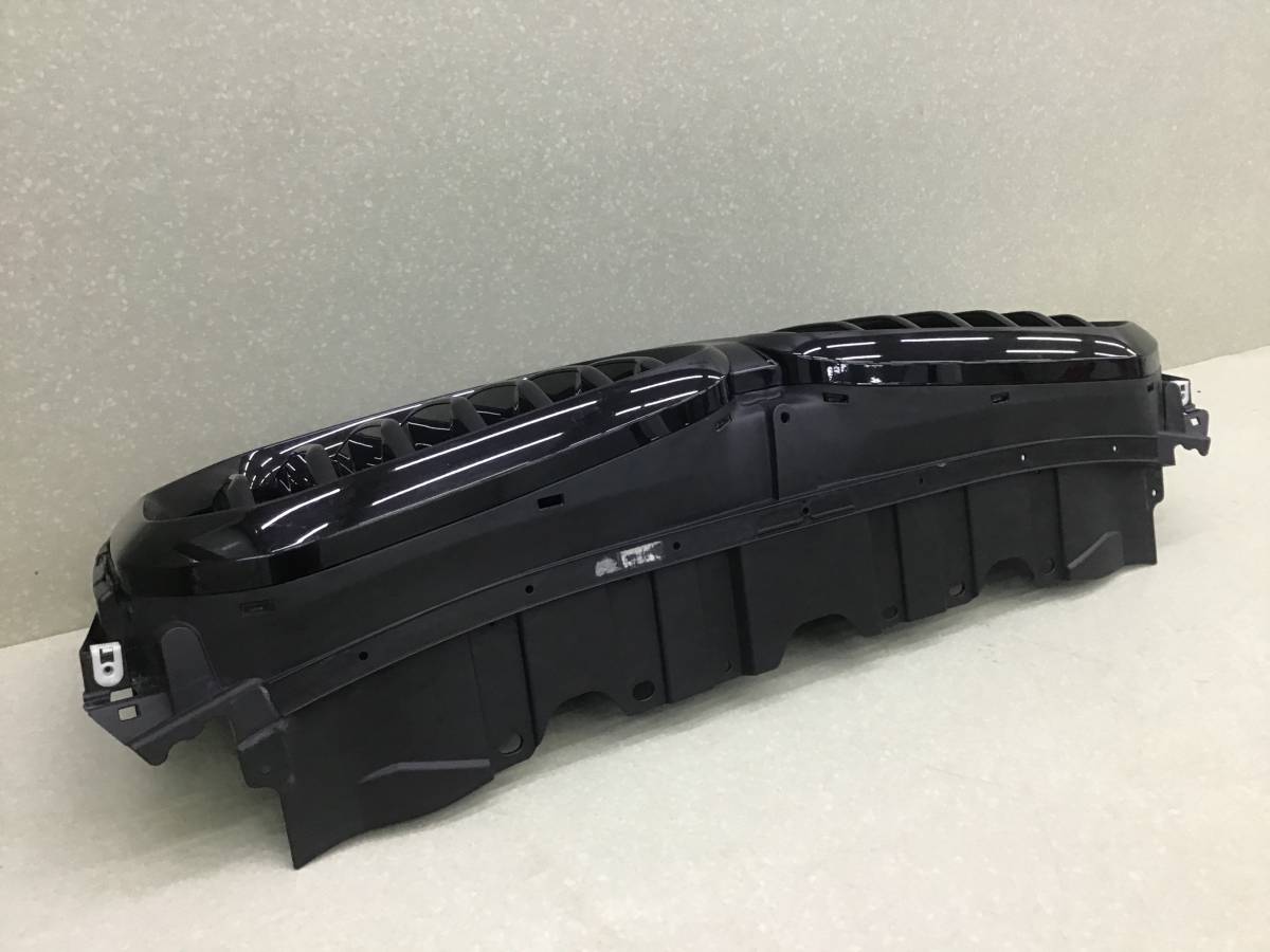 Решетка радиатора BMW X5 G05 2018>