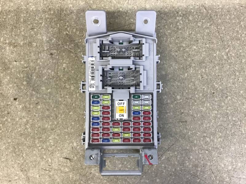 блок предохранителей хендай ай 40