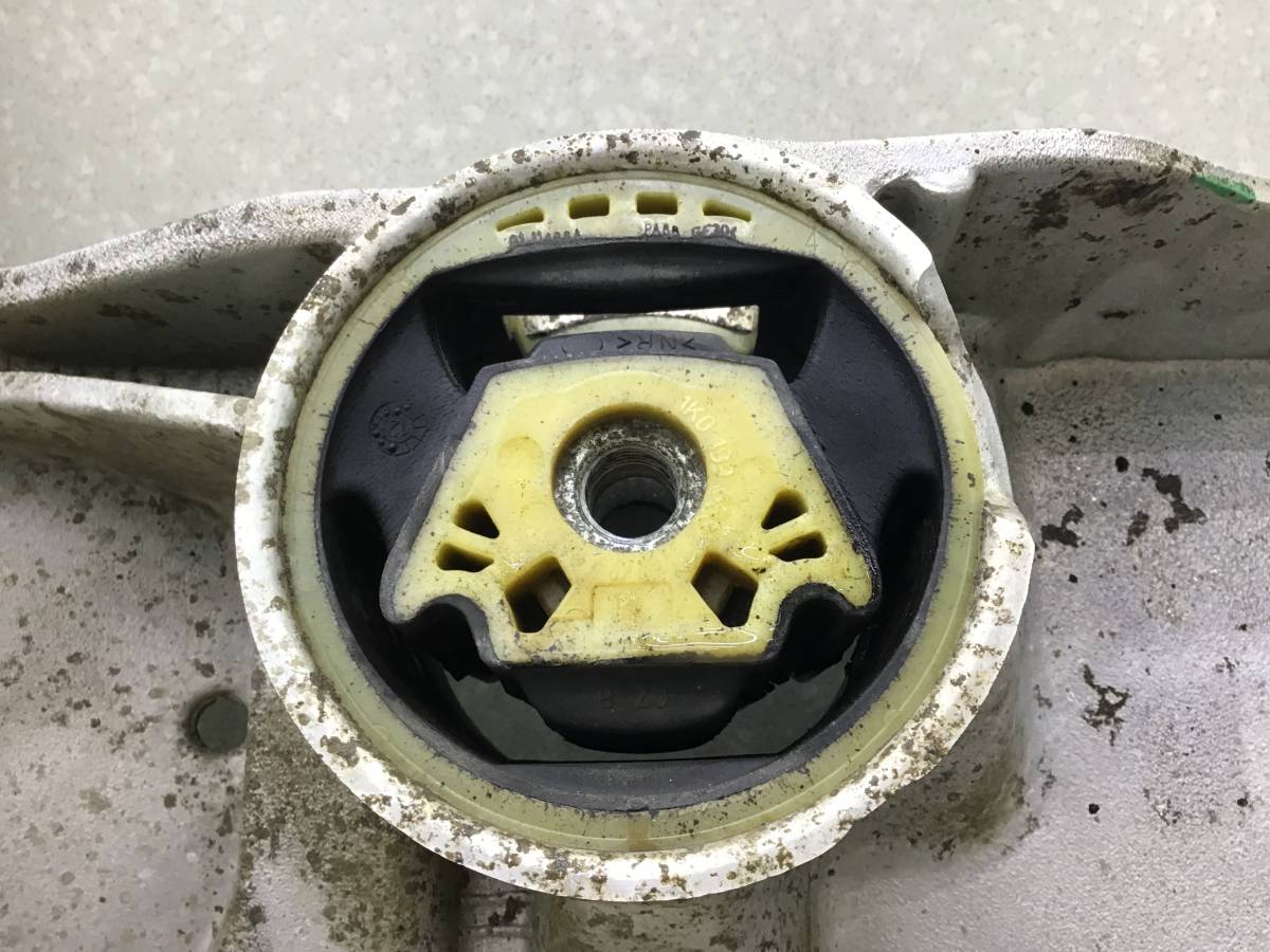 Балка под ДВС Skoda Octavia A5 (1Z5) 2004-2013 Балка под ДВС Skoda Octavia A5 (1Z5) 2004-2013