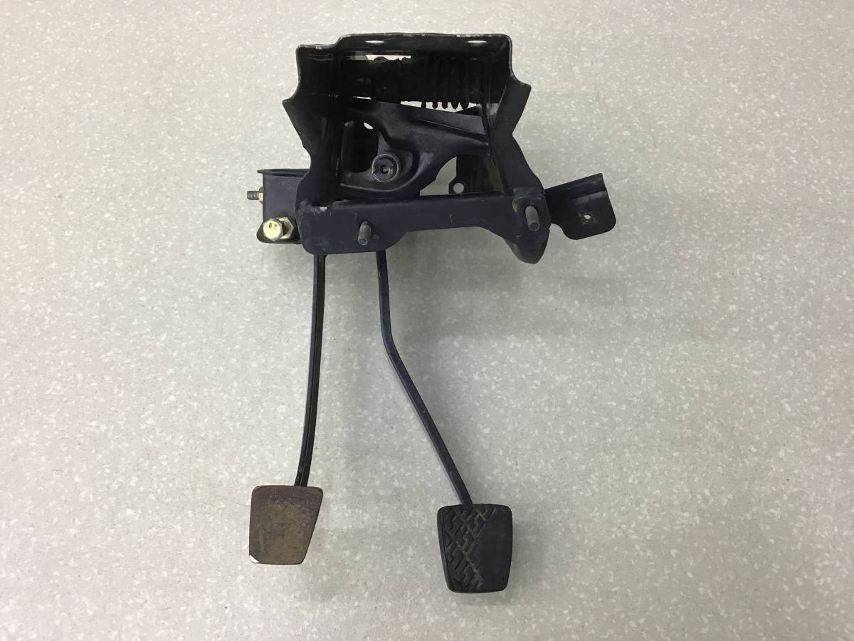 Блок педалей Geely Otaka CK 2005-2012 Блок педалей Geely Otaka CK 2005-2012