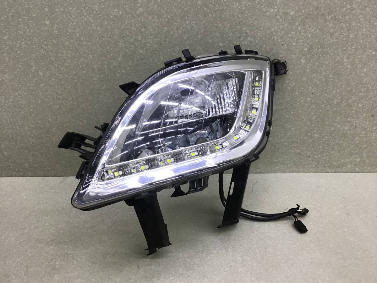 Фара противотуманная левая Opel Astra J (P10) 2009-2015 Фара противотуманная левая Opel Astra J (P10) 2009-2015