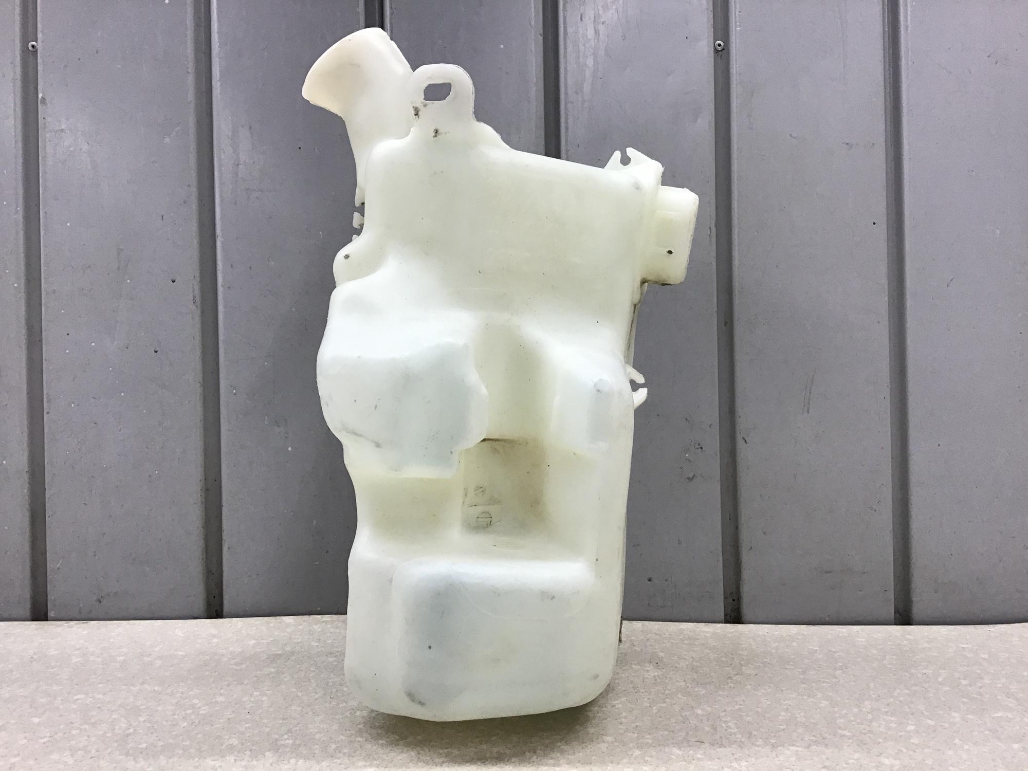 Бачок омывателя лобового стекла, Citroen C3 2009-2016