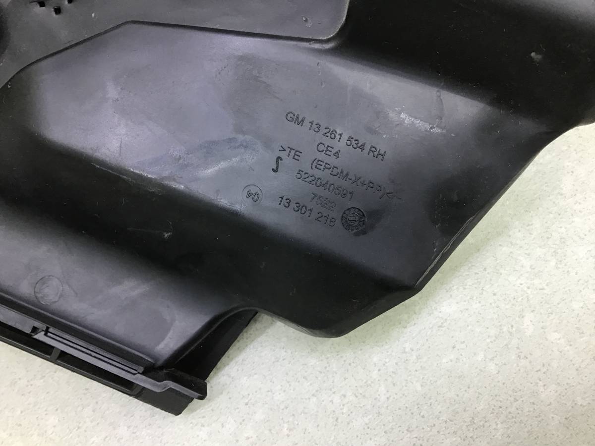 Накладка стойки Opel Astra J (P10) 2009-2015 Накладка стойки Opel Astra J (P10) 2009-2015
