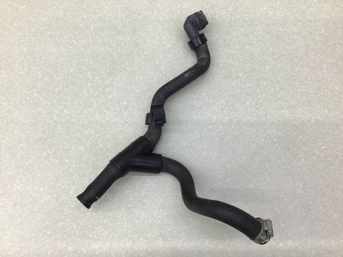 Патрубок отопителя Opel Astra J (P10) 2009-2015 Патрубок отопителя Opel Astra J (P10) 2009-2015