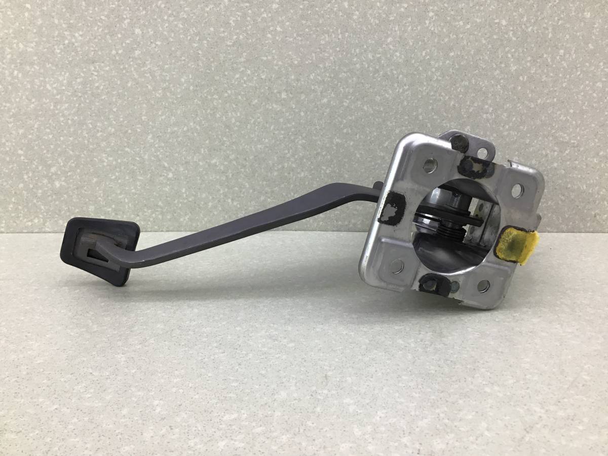 Педаль тормоза Chevrolet Aveo T250 2005-2011 Педаль тормоза Chevrolet Aveo T250 2005-2011