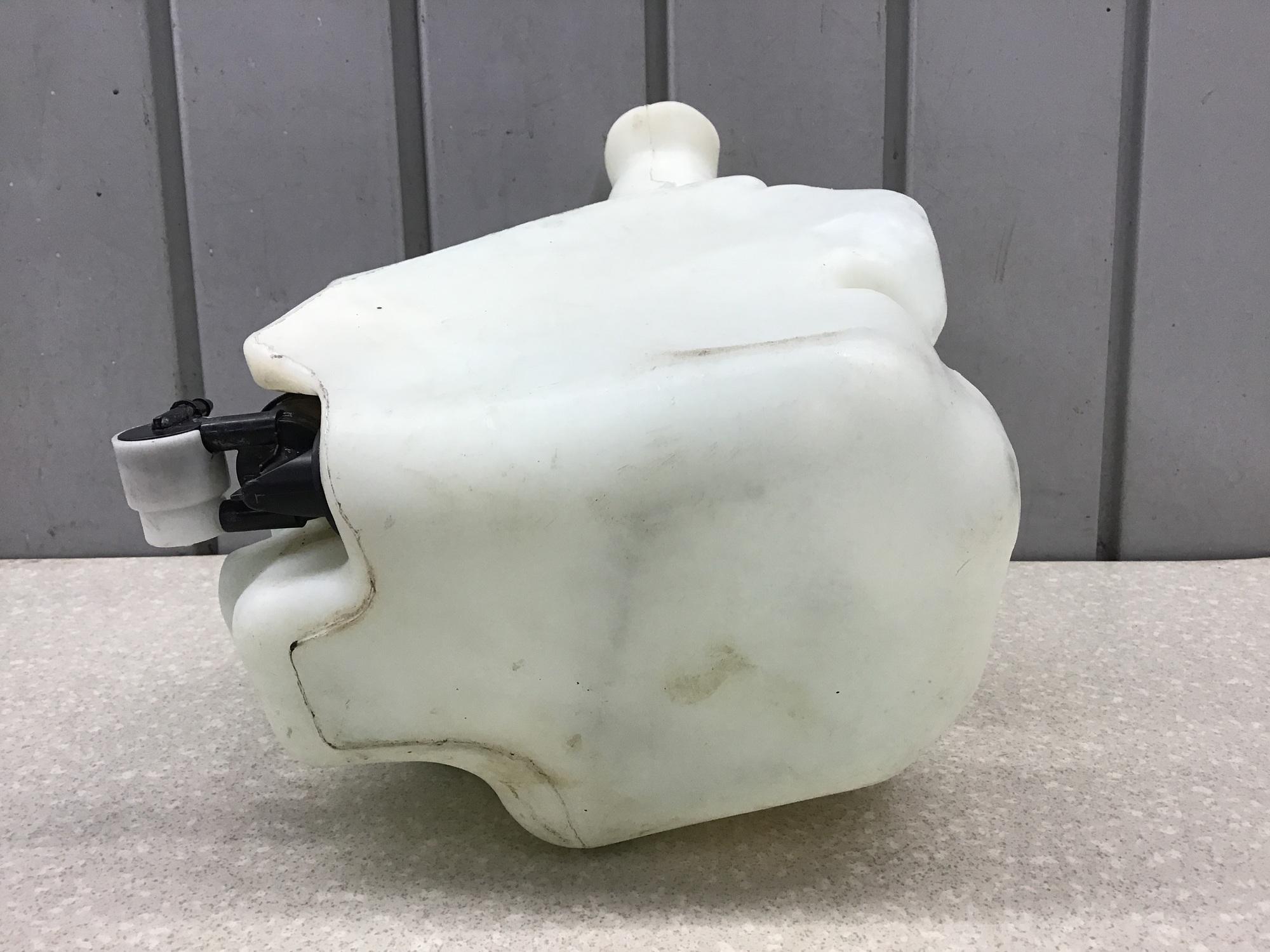 Бачок омывателя лобового стекла, Citroen C3 2009-2016